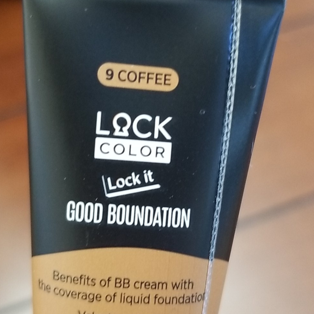 ☕ LOCK COLOR FOUNDATION - Picture 4 of 5